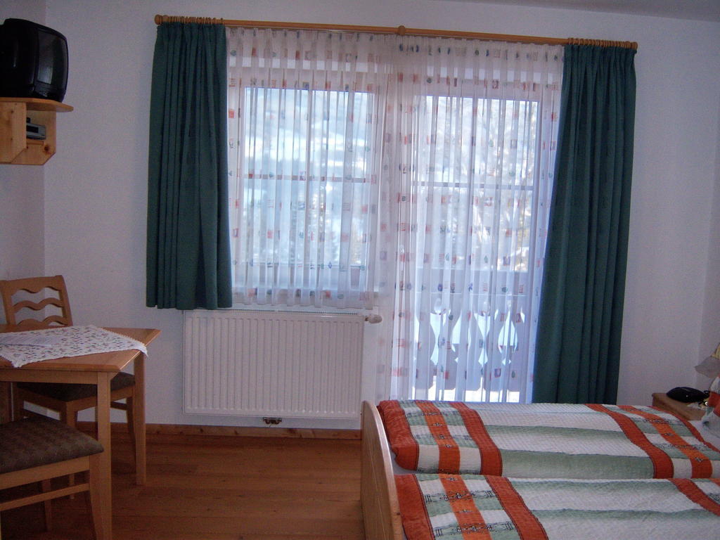 Appartement Zum Roessl Ramsau am Dachstein Kamer foto