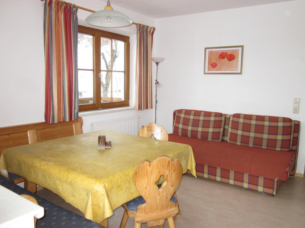 Appartement Zum Roessl Ramsau am Dachstein Kamer foto
