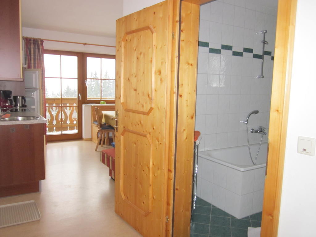 Appartement Zum Roessl Ramsau am Dachstein Kamer foto